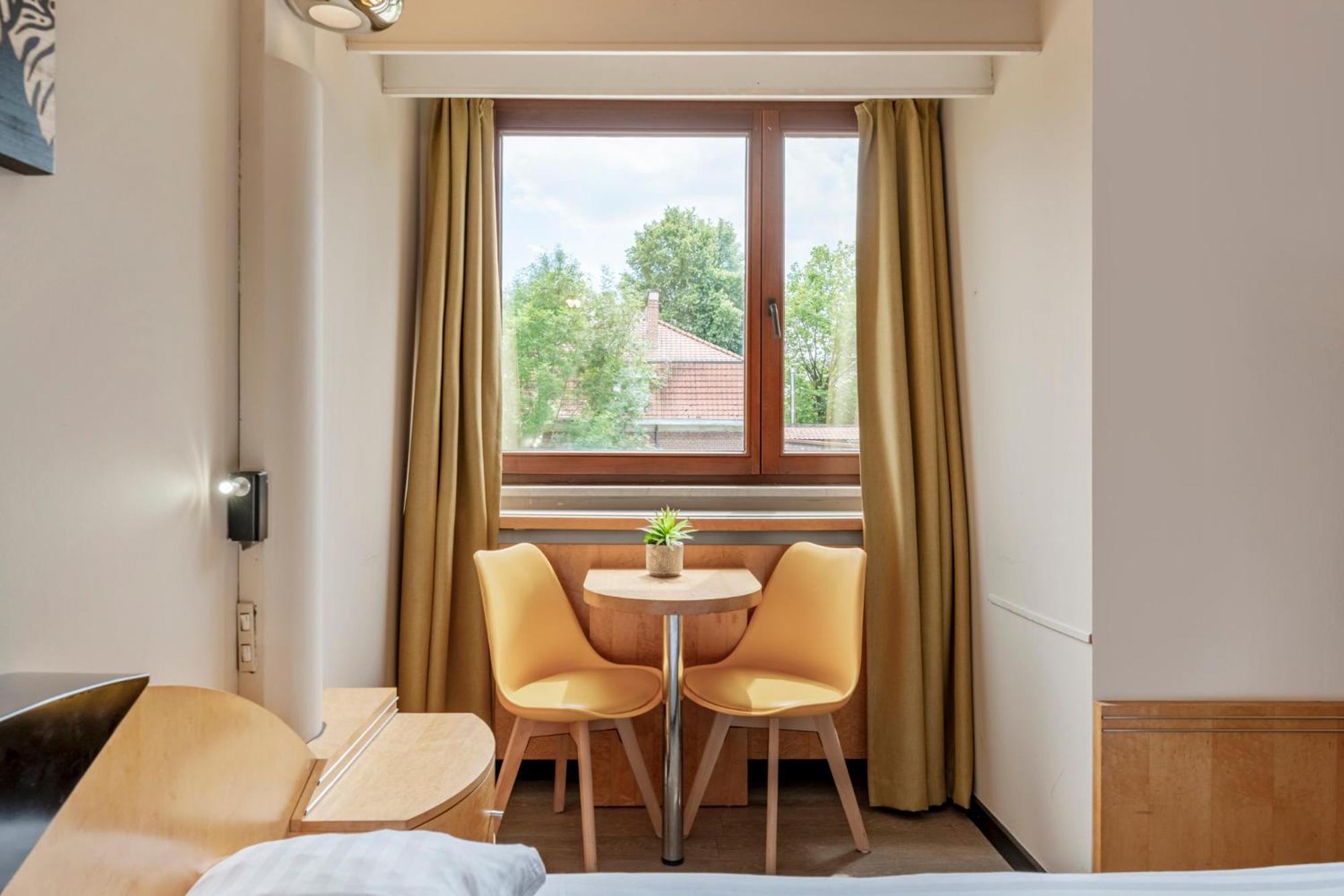 Hotel Sleep & Go Brussels South Waterloo Zewnętrze zdjęcie