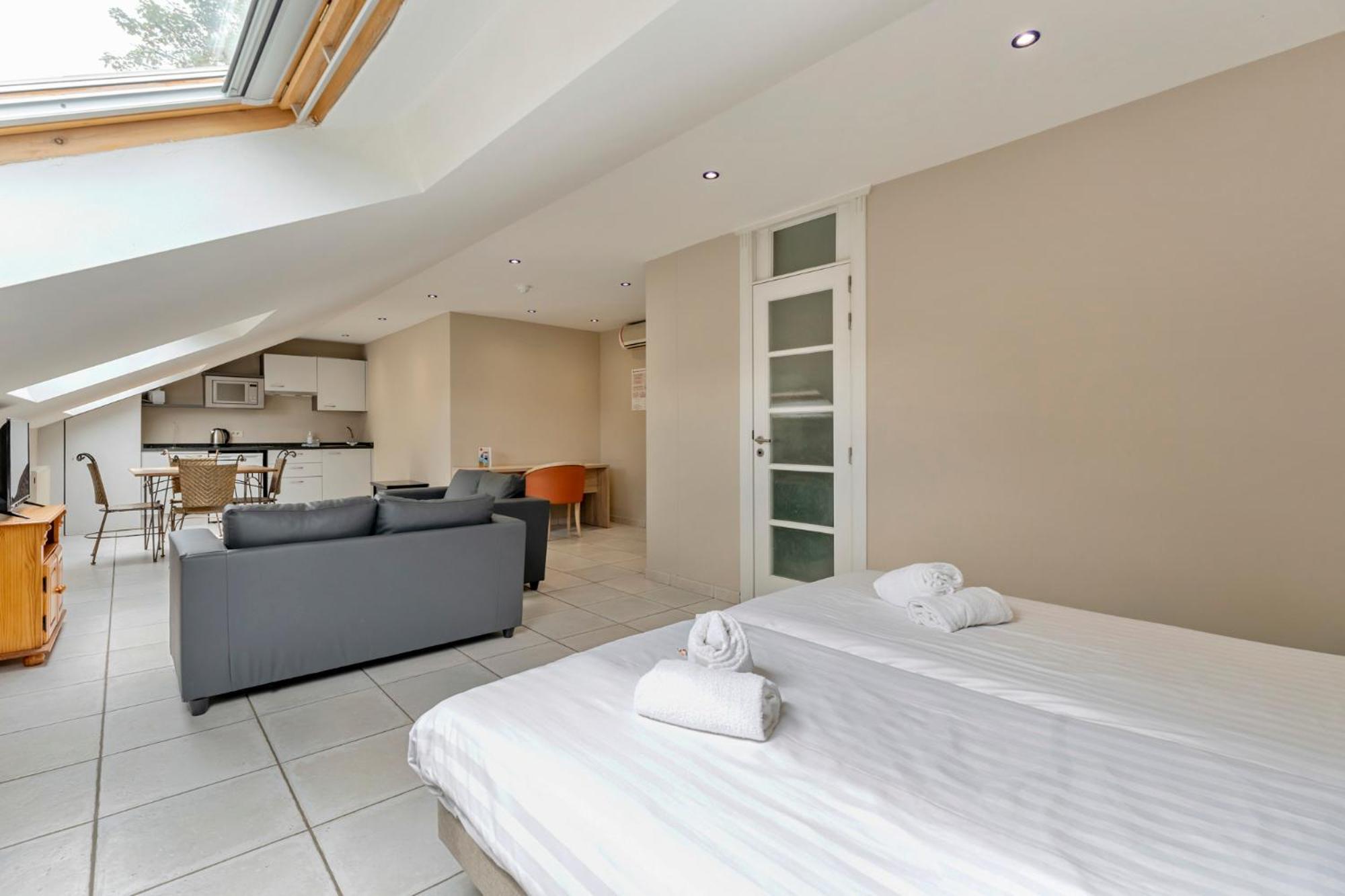 Hotel Sleep & Go Brussels South Waterloo Zewnętrze zdjęcie